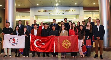 OMÜ'de Kırgız öğrencilerle başkonsolos buluşması