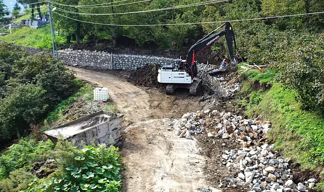 Ordu Fatsa'da yol güvenliği için taş duvar