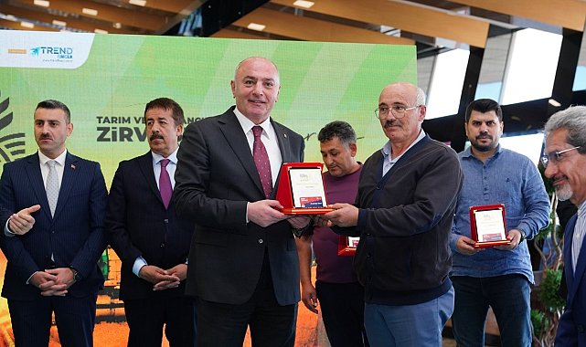 Özakalıın firma yetkilileriyle buluştu