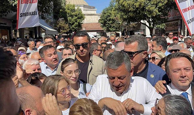 Özgür Özel, Kırklareli'nde esnafla bir araya geldi