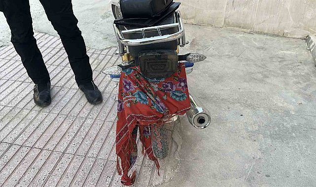Polisten kaçıp ehliyet sınavına girdi: Polis sınav merkezi kapısında sürücüyü bekledi