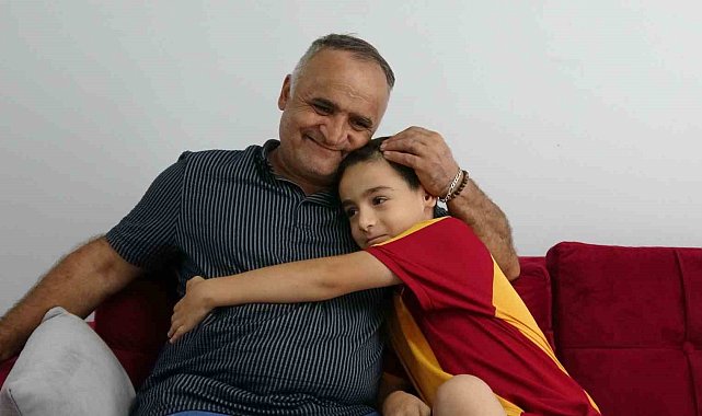"Dede çok pis kokuyorsun" sözü sigarayı bıraktırdı