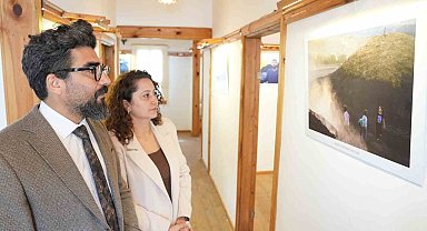 "Dumanın Ardındaki Hayatlar" sergisi Safranbolu'da sanatseverlerle buluştu
