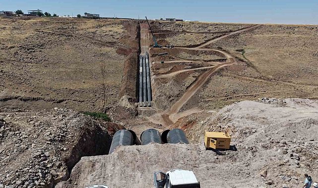 "Kralkızı-Dicle P3 Pompaj Sulaması Projesi" sürüyor