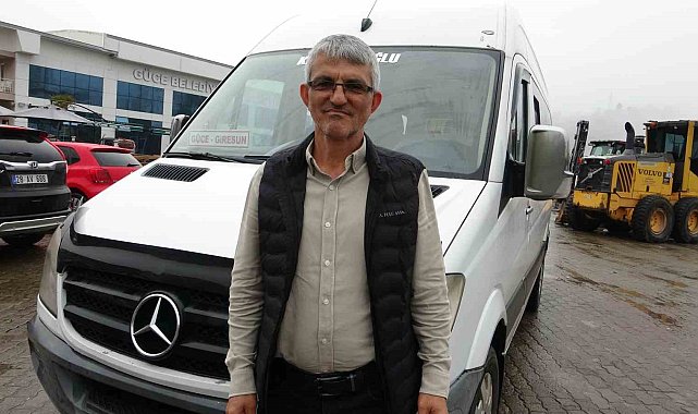 "Tersine" yetenek: Ne konuşsa tersten söylüyor