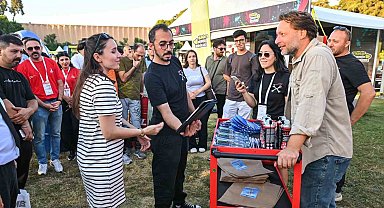 Red Bull Karton Tekne Yarışması fuar coşkusuna renk kattı