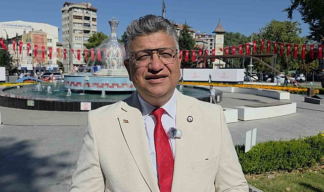 Rektör Kızıltoprak: "Yaşayan Miras Şöleni, Kütahya'nın köklü kültürel mirasını şehir meydanlarına taşımıştır"