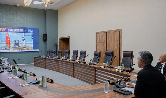 Rektör Kuyrukluyıldız, YÖKAK'ın rektörler toplantısına katıldı
