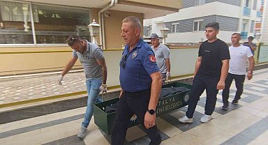 Rus uyruklu turist konakladığı otelin koridorunda ölü bulundu