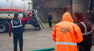 Sakarya'ya tarihin en kuvvetli yağışı düştü! SASKİ o raporu açıkladı