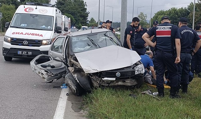 Samsun'da otomobiller çarpıştı: 5 yaralı