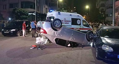 Şanlıurfa'da otomobiller çarpıştı: 1 yaralı