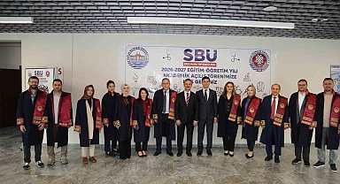 SBÜ Erzurum Tıp Fakültesi Erzurum Tıp Fakültesi'nde akademik açılış yapıldı