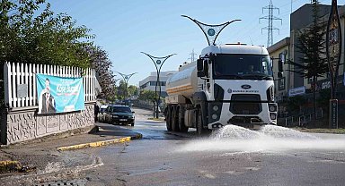 Serdar Mahallesi'nde köşe bucak temizlik