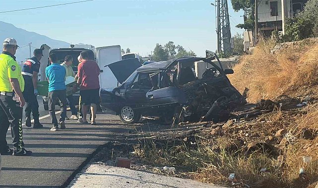 Seydikemer'de otomobil yoldan çıktı: 2 ölü