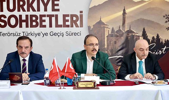 Siirt'te "Türkiye Sohbetleri: Terörsüz Türkiye'ye Geçiş Süreçleri" paneli