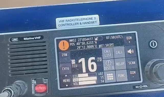 Silivri açıklarında çarpışan iki geminin kayıp 10 mürettebatı için telsizden yardım çağrısı yapıldı