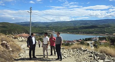 Sinop'ta köylere parke yol