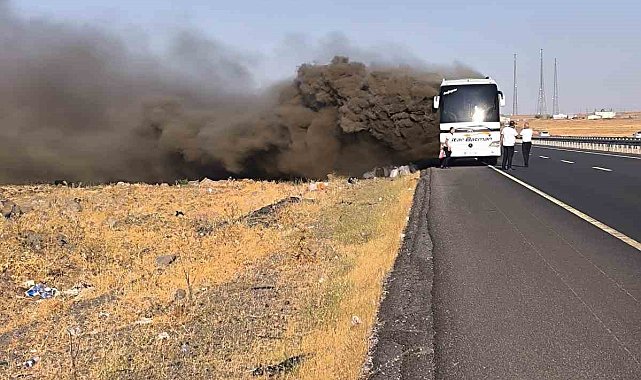 Siverek'te yolcu otobüsü alevlere teslim oldu: Faciadan dönüldü