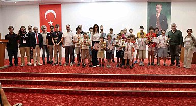 Söke'deki satranç turnuvası sona erdi