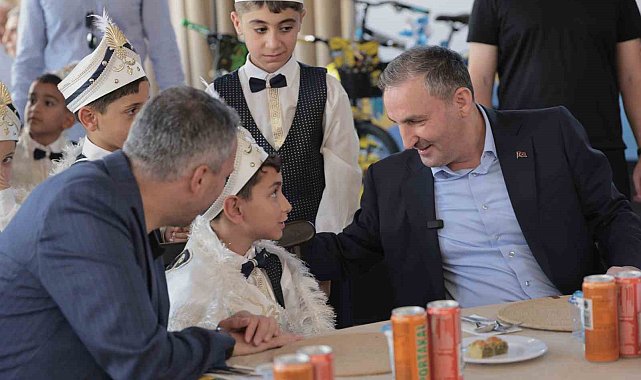 Sultanbeyli'de sünnet töreni coşkusu