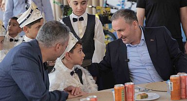 Sultanbeyli'de sünnet töreni coşkusu