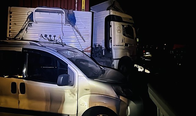 TAG Otoyolu'nda zincirleme kaza: 5 yaralı