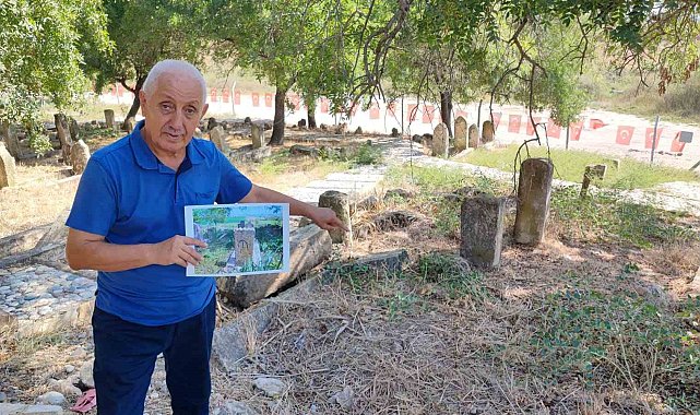 Tarihi mezarlıktaki ok işaretli mezar taşı çalındı