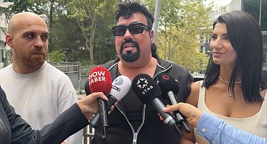 Tehdit edildiğini söyleyen ünlü şarkıcı Kobra Murat savcılığa başvuracağını açıkladı: "1 milyon dolar vereceksin, evini keleşle tararız diyorlar"