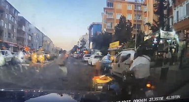 Tekerlekli sandalyedeki vatandaşın ayağına çarpıp yoluna devam etti