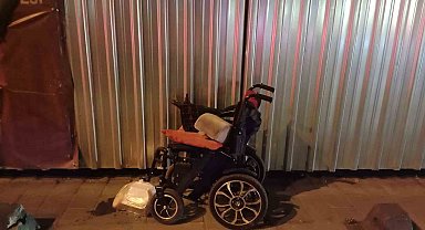 Tekerlekli sandalyesiyle karşıya geçerken otomobilin çarptığı engelli vatandaş hayatını kaybetti