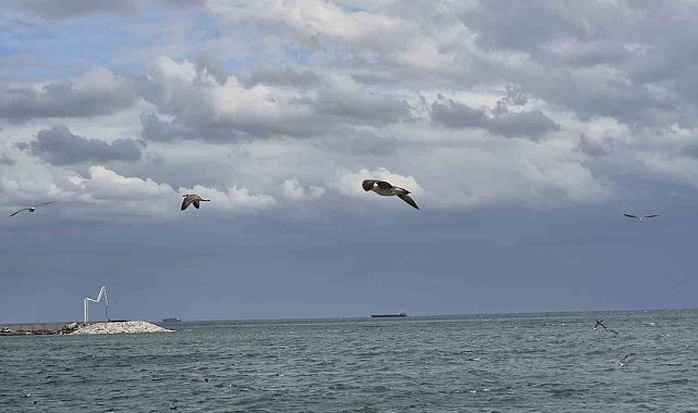 Tekirdağ'da 'kestane karası' fırtınası