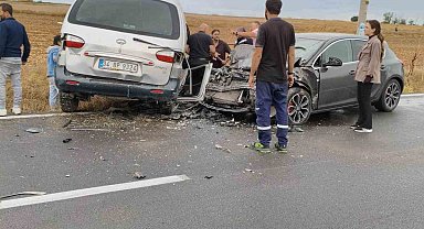 Tekirdağ'da trafik kazası: 2'si çocuk 6 yaralı