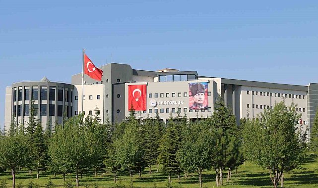 THE 2027 Dünya Sıralaması'nda tarihi yükseliş: Erciyes Üniversitesi 316 basamak birden yükseldi
