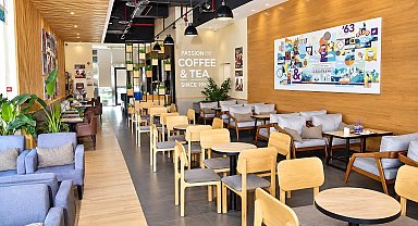 The Coffee Bean & Tea Leaf® ve Al-Ghunaim, Kuveyt'teki 130. kafe dönüm noktasını kutladı