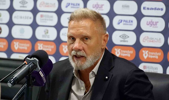 Thorsten Fink: "Ben takımıma, kulübe ve şehre güveniyorum"
