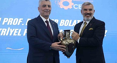Ticaret Bakanı Bolat: "Kişi başı milli gelirimiz 20 bin 500 dolara çıkacak"
