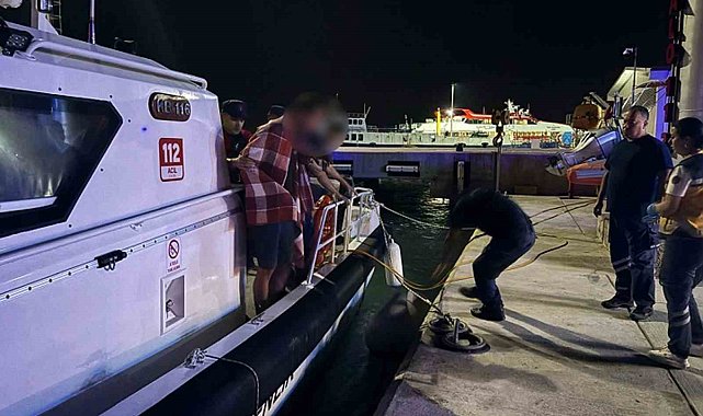 Ticari teknede rahatsızlanan vatandaş için tıbbi tahliye gerçekleştirildi