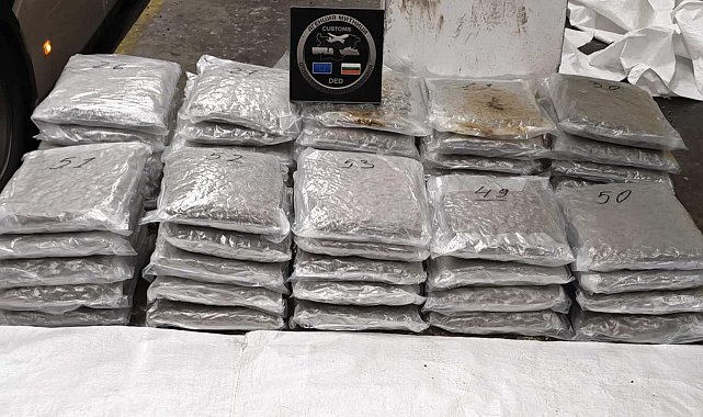 Tırda 57 kilogram esrar ele geçirildi