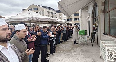 Tırla çarpışan minibüsün sürücüsü son yolculuğuna uğurlandı