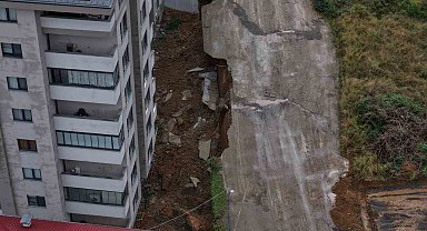 Trabzon'da sağanak hayatı olumsuz etkiledi