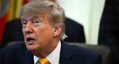 Trump: "Çöküşün eşiğinde olan İran, acilen ve her ne pahasına olursa olsun bir anlaşma yapmak istiyor"