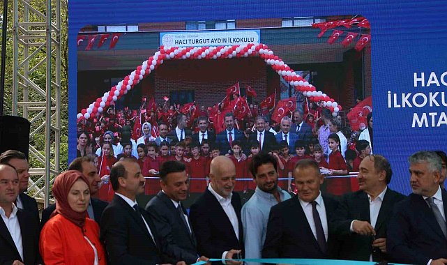 Turgut Aydın'ın memleketine vefası okullarla taçlandı