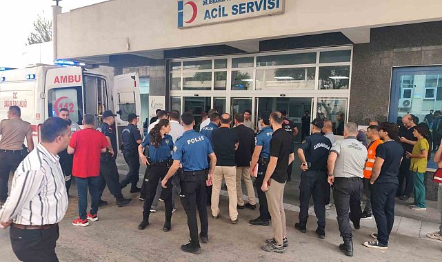 Turgutlu'da okul önünde silahlı saldırı: 3 öğrenci Manisa'ya sevk edildi