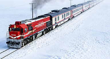 Turistik Erzurum-Kars treni yeni sezona hazırlanıyor... Talep toplama başladı