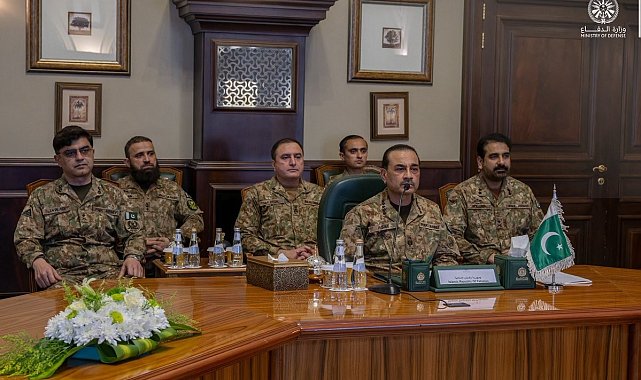 Türkiye, Pakistan ve Suudi Arabistan genelkurmay başkanları, ortak askeri desteği görüştü
