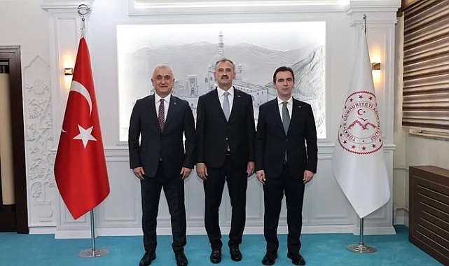 Üç ilin valisi Ağrı'da bir araya geldi