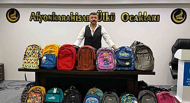 Ülkü Ocakları'ndan öğrencilere eğitim desteği
