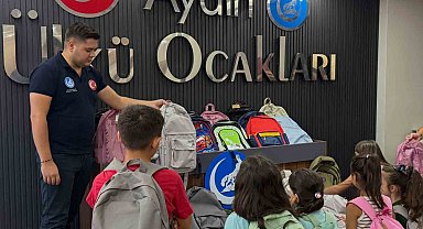Ülkücülerden öğrencilere kırtasiye desteği