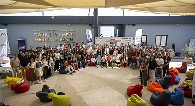Üniversite toplulukları Mersin'de buluştu